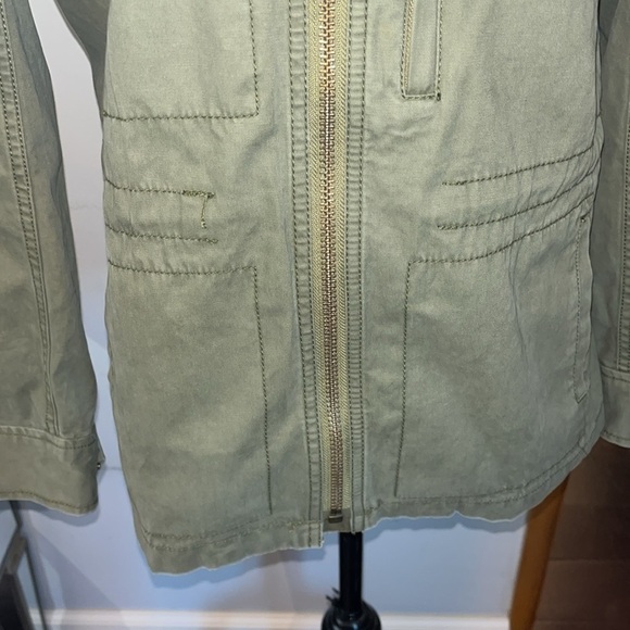 Madewell Surplus Passage Utility Jacket Olive Green Medium.  Excellent condition - Picture 4 of 8